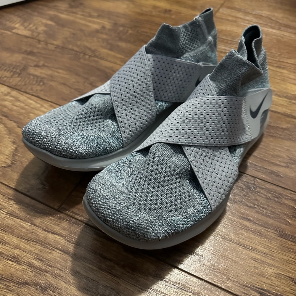 Nike Free Rn Motion Flyknit